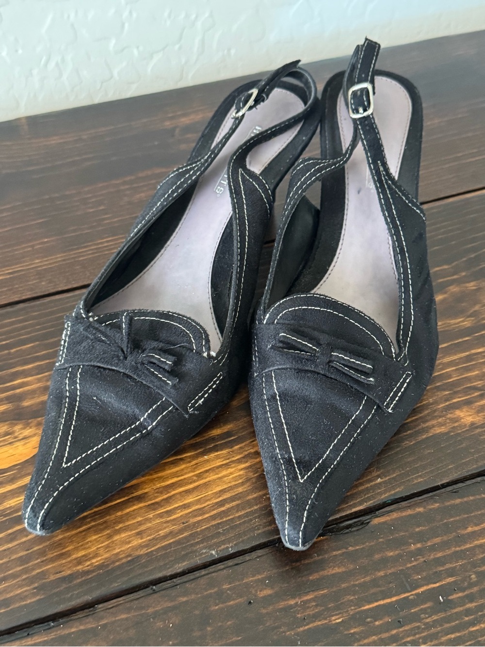 Women’s Black Pointed Slingback Flats